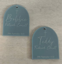Load image into Gallery viewer, Christening Candle Tag - Personalised
