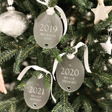 Load image into Gallery viewer, Couple Christmas Ornament Set
