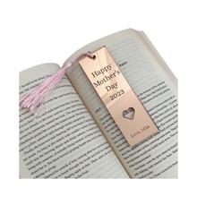Load image into Gallery viewer, Personalised Mother&#39;s Day Bookmark
